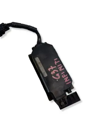 Infiniti G37 Other control units/modules G8E339N05 284371NF3C
