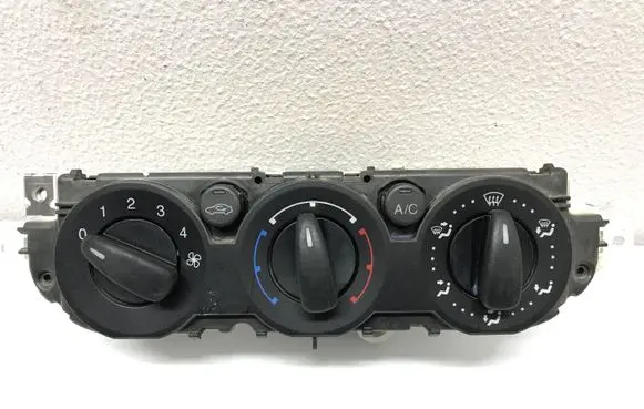 Ford Focus Climate control unit 3M5T19980AD 69607320