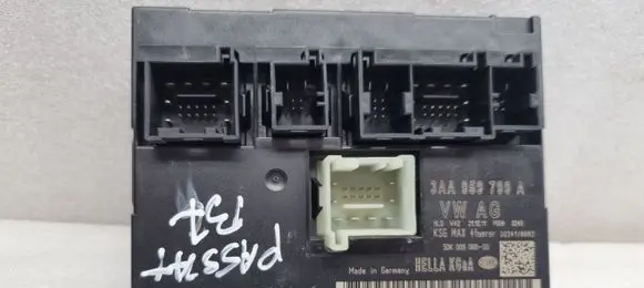Volkswagen PASSAT B7 Comfort/convenience module 3AA959799A