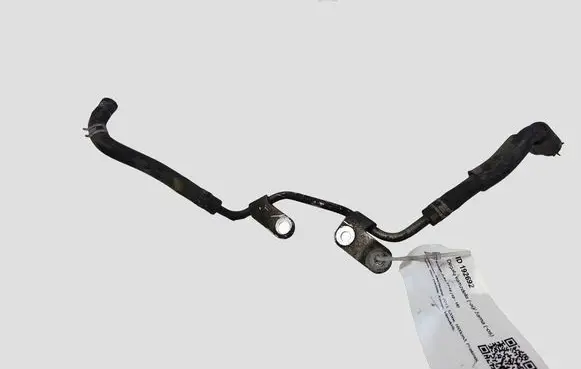 Nissan Juke I F15 Fuel line/pipe/hose