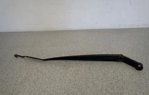 Toyota Verso Front wiper blade arm