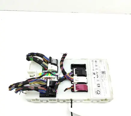 BMW X2 F39 Fuse module 5A0BB65 5DGC15F