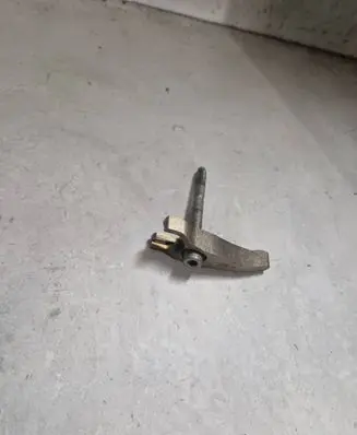 Citroen C5 Fuel Injector clamp holder