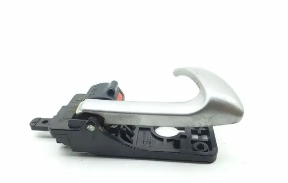 Hyundai Santa Fe Front door interior handle 82623CM000