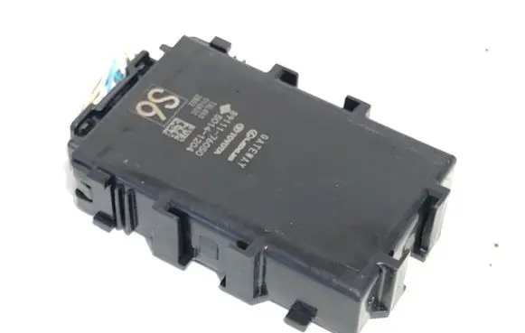 Toyota Camry VIII XV70 Gateway control module 89111-76050