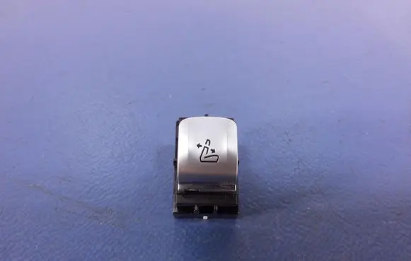 BMW X7 G07 Seat heating switch 9864949
