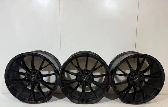 Audi Q8 e-tron R20 alloy rim FELGAALUMINIOWA MAK-KOMET