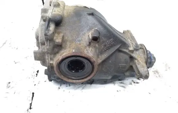 BMW X5 E70 Rear differential 7590913