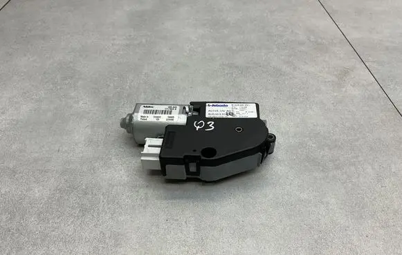 Audi Q3 8U Sunroof motor/actuator 8U0959591A