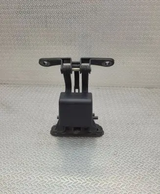 Mercedes-Benz E A207 Convertible roof hinge A2077500121
