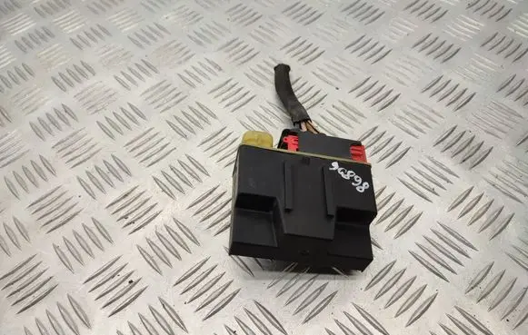 Citroen C5 Glow plug pre-heat relay 9652021180