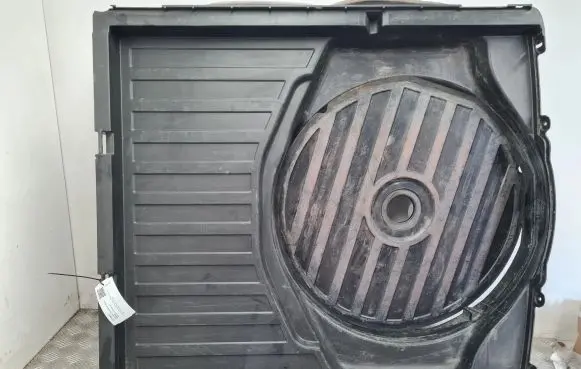Audi A4 S4 B7 8E 8H Spare wheel section trim 