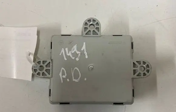 Ford Focus Door control unit/module BV6N14B533AJ