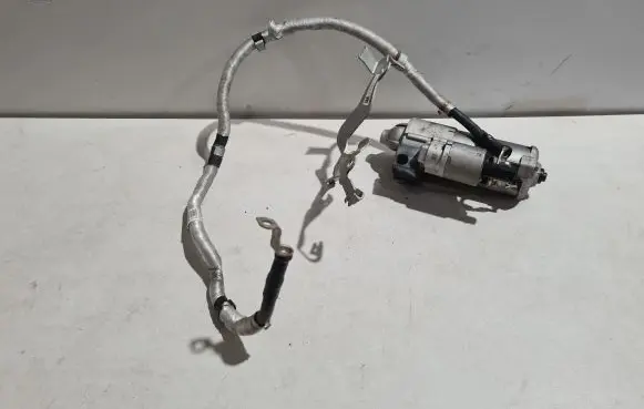 BMW 5 G30 G31 Starter motor 8671504