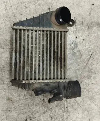 Volkswagen Golf IV Intercooler radiator 1J0145803 862328X IA1070