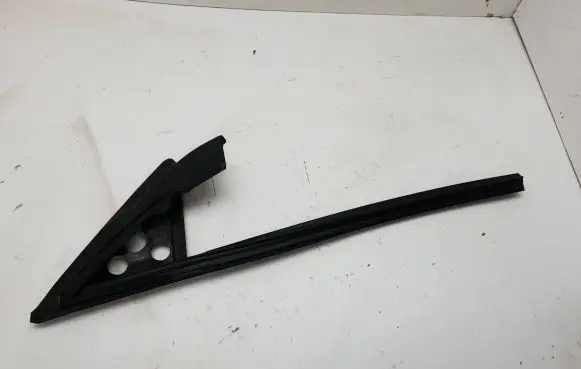 BMW 3 E36 Rubber seal front coupe door window 