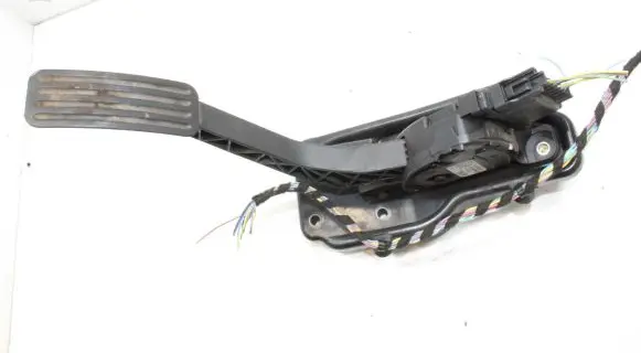 Jaguar XF X250 Accelerator throttle pedal 9X239F832BA