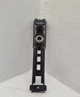 Mercedes-Benz B W245 Seat belt adjustment rail A1698600588