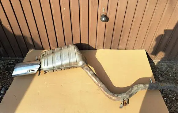Mercedes-Benz C W204 Muffler/silencer A2044911701