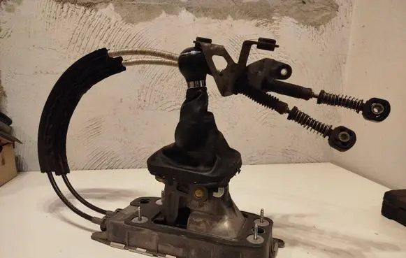 Volkswagen Golf V Gear shifter/selector 1K0711061A 1K0711565 1K0711266A