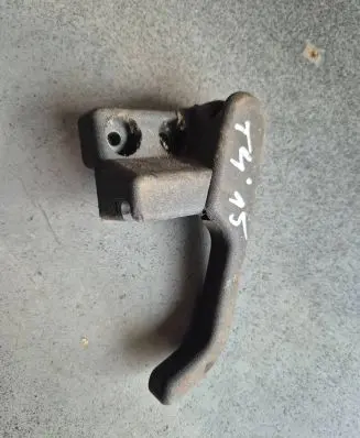 Volkswagen Transporter - Caravelle T4 Engine bonnet (hood) release handle 192823533