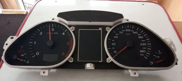 Audi A6 S6 C6 4F Speedometer (instrument cluster) 5550007301 5540007312