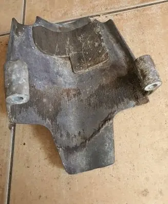 Audi A4 S4 B5 8D Other under body part 4D0301327