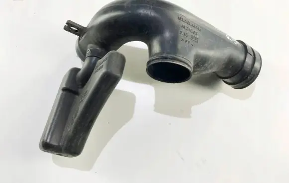 Subaru Outback Intake resonator 