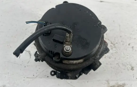 Mercedes-Benz CLK A209 C209 Generator/alternator A0001502550