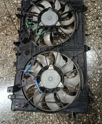 Mitsubishi Eclipse Cross Radiator cooling fan shroud 