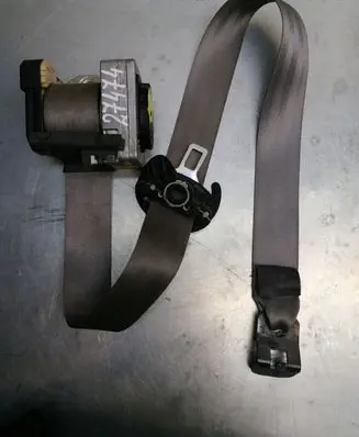 Seat Leon (1M) Front seatbelt 1M0857706A