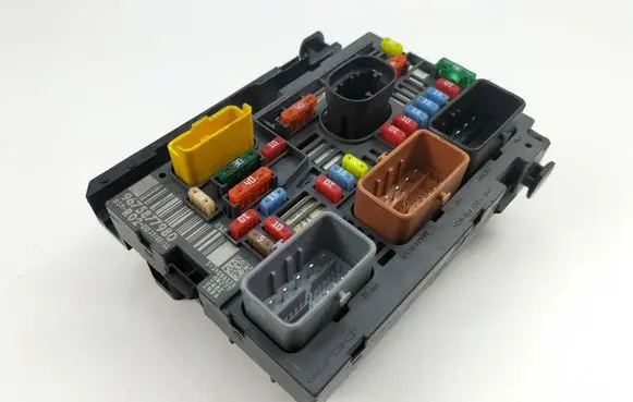 Fuse box set