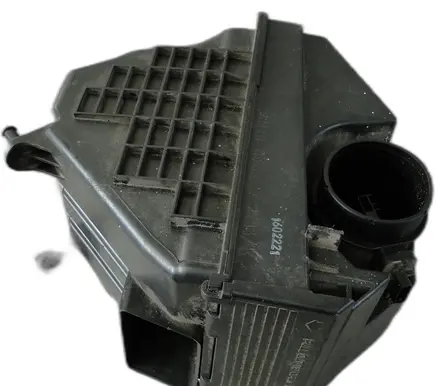 KIA Sportage Air filter box cover 28112-D3100