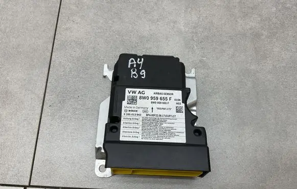 Audi A4 S4 B9 Airbag control unit/module 8W0959655F