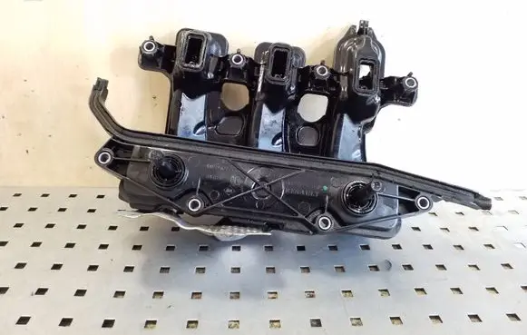 Nissan Qashqai Oil breather separator 118305906R
