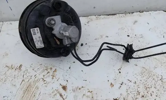 Audi A6 S6 C6 4F Brake booster 4F0612105G