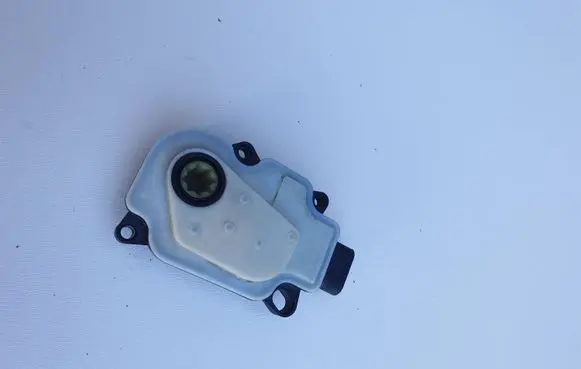 Tesla Model S Other devices A24011023112
