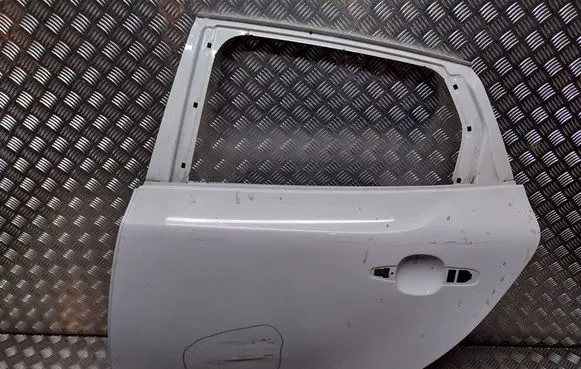 Volvo V40 Rear door S18031048