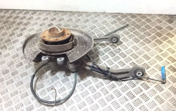 BMW 5 E60 E61 Rear wheel hub 9106051209647097
