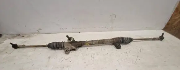 Toyota Avensis T270 Steering rack 3701046