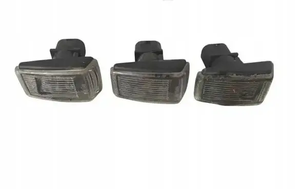 Volvo V40 Front indicator light 6RC142631