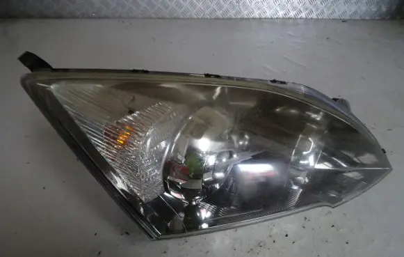 Honda CR-V Headlight/headlamp