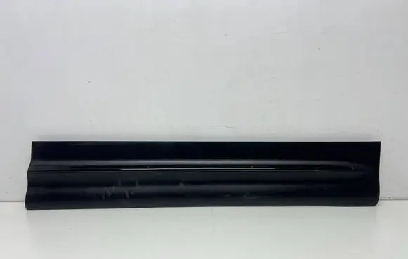 Mercedes-Benz GLB x247 Front door trim (molding) A2477270800