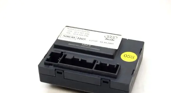 Audi Q7 4L Door control unit/module 4L0907290 4L0910290
