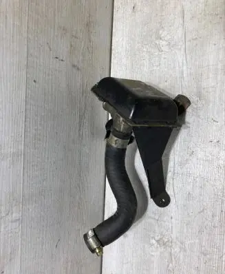 Bentley Mulsanne Breather hose sensor 
