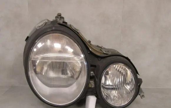 Headlight/headlamp