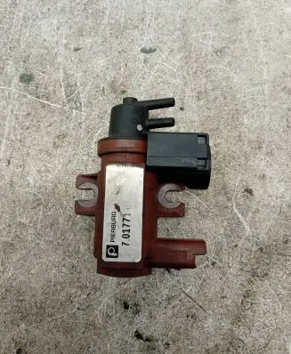 Ford Galaxy Turbo solenoid valve 6116316