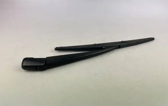 Subaru Forester SJ Rear wiper blade arm