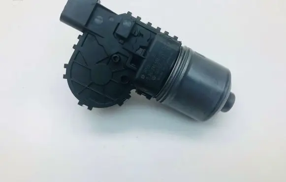 Volkswagen Golf IV Wiper motor 1J1955113C