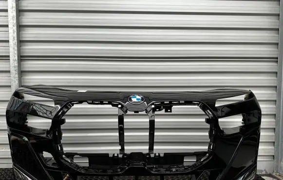 BMW 7 G70 Front bumper